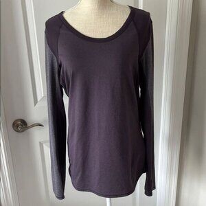 North Face Women's Purple Multi Pattern Long Sleeve Top Herringbone Front Sz L